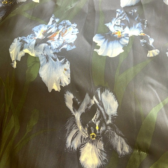 H&M Silky Long-Sleeve Button-Down Floral Blouse Size 14 - Picture 6 of 6
